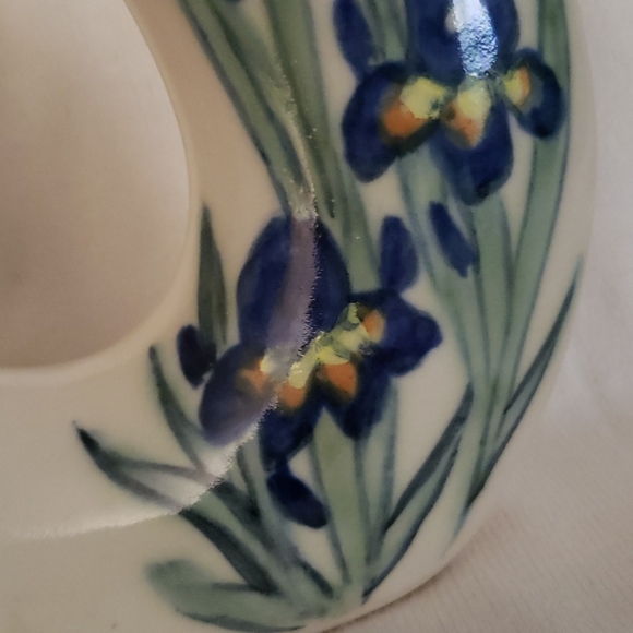 Pottery Crescent Moon Shaped with Iris Motif Vase - Picture 3 of 7